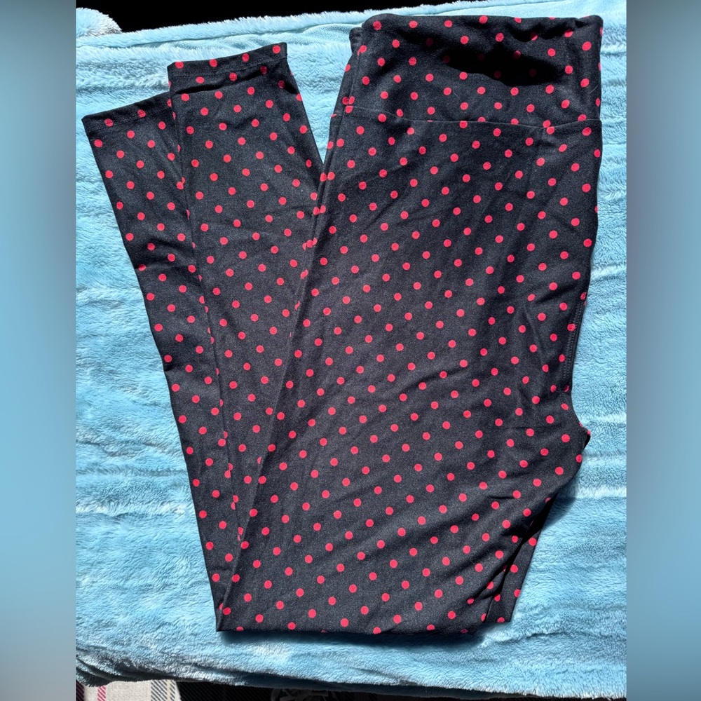 Lularoe womens TC 12-22 black with red polka dot leggings new